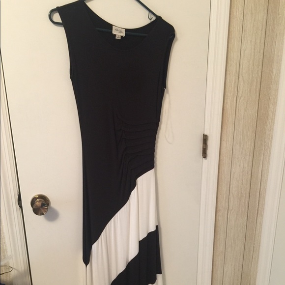 Black and white Maxie dress - Picture 1 of 2